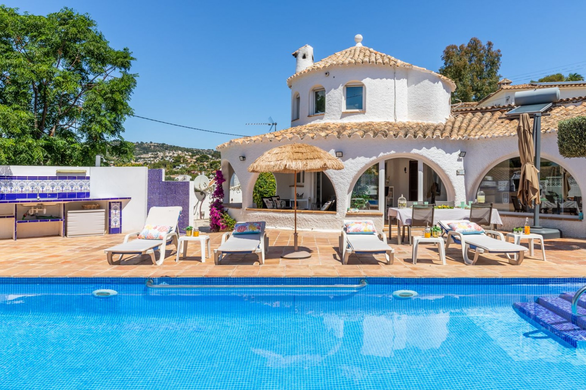Zu verkaufen - Villa -
Benissa - Baladrar