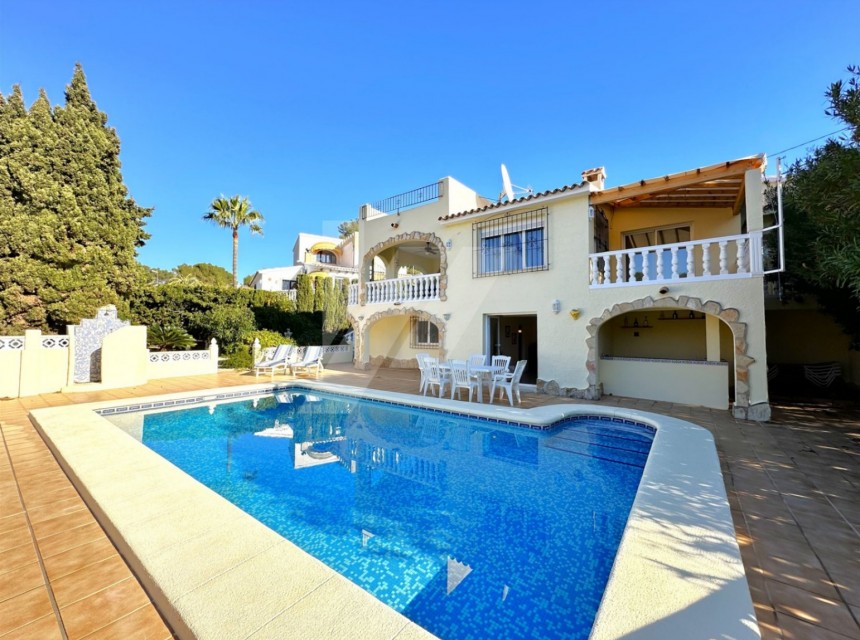 Zu verkaufen - Villa -
Benissa - Baladrar