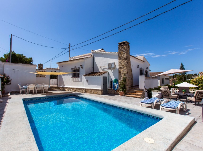Zu verkaufen - Villa -
Benissa - Baladrar