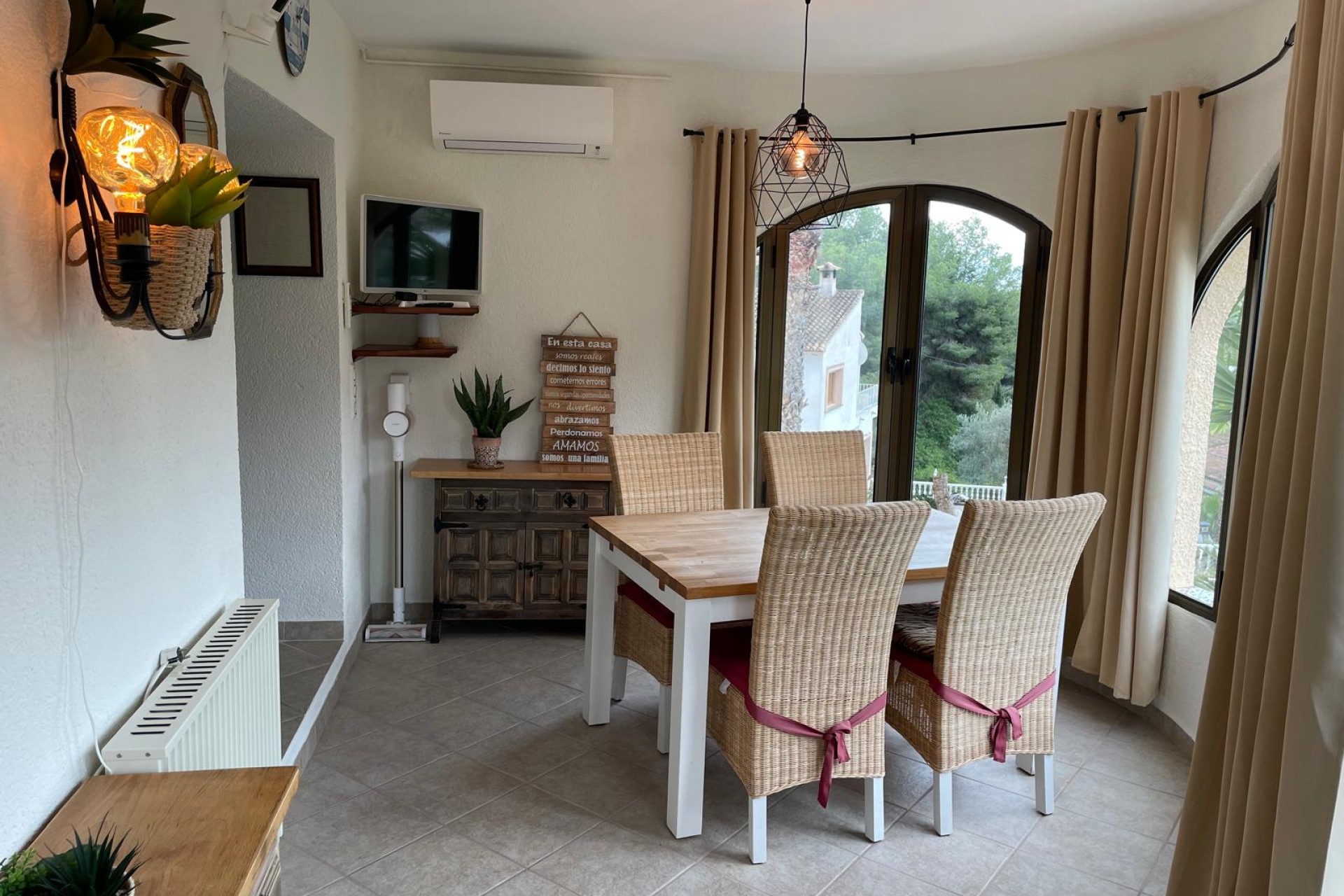 Zu verkaufen - Villa -
Benissa - Buenavista