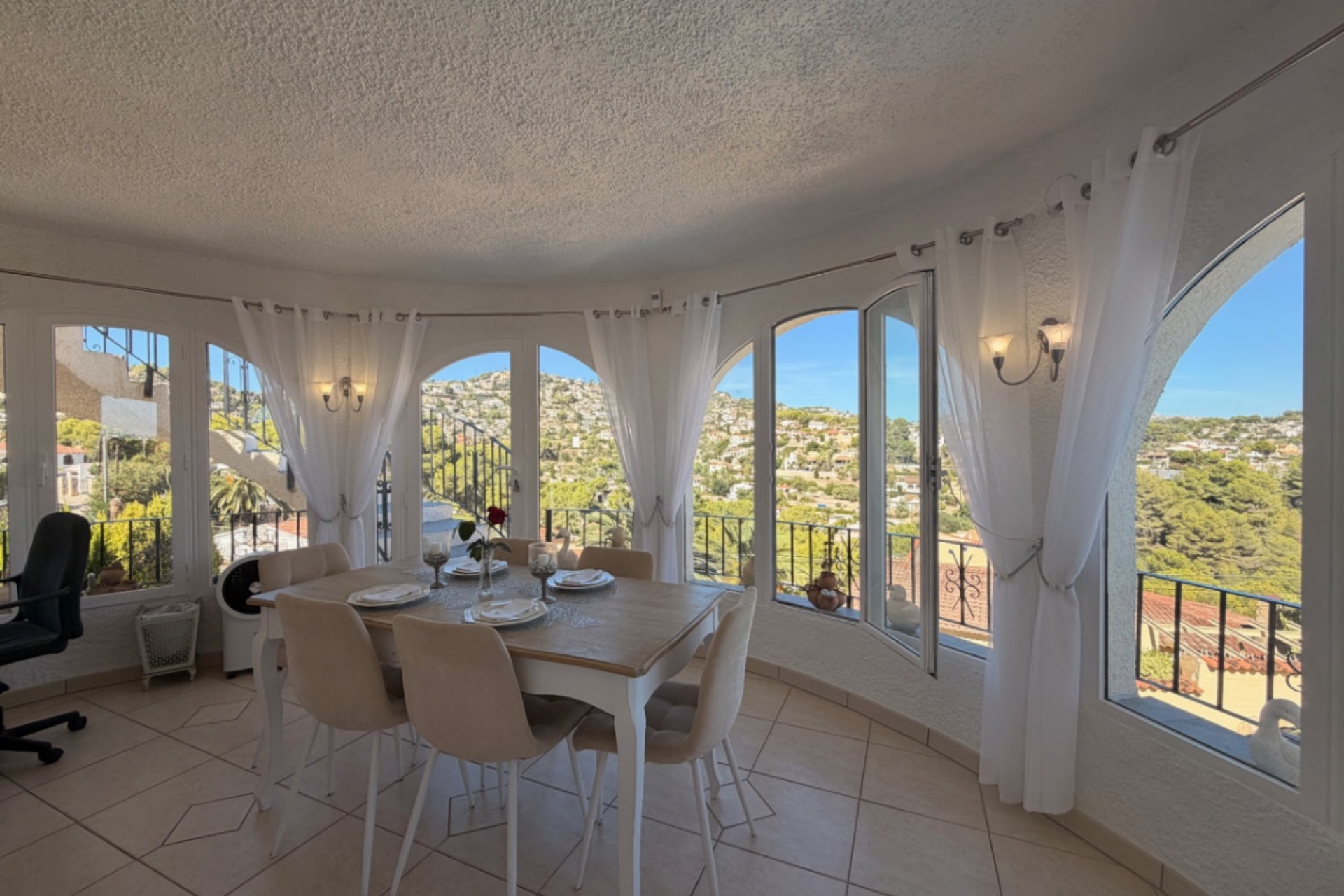 Zu verkaufen - Villa -
Benissa - Buenavista