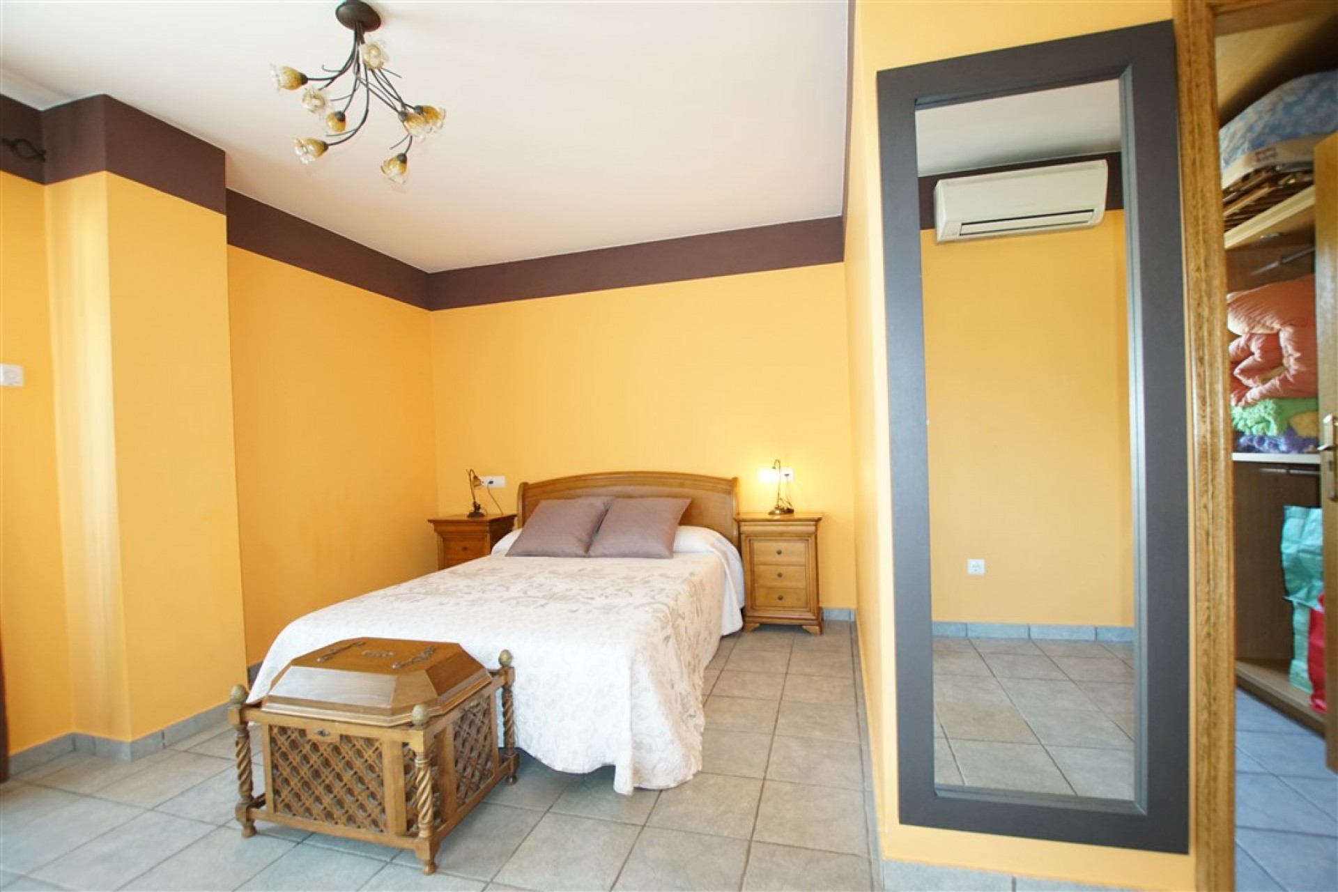 Zu verkaufen - Villa -
Benissa