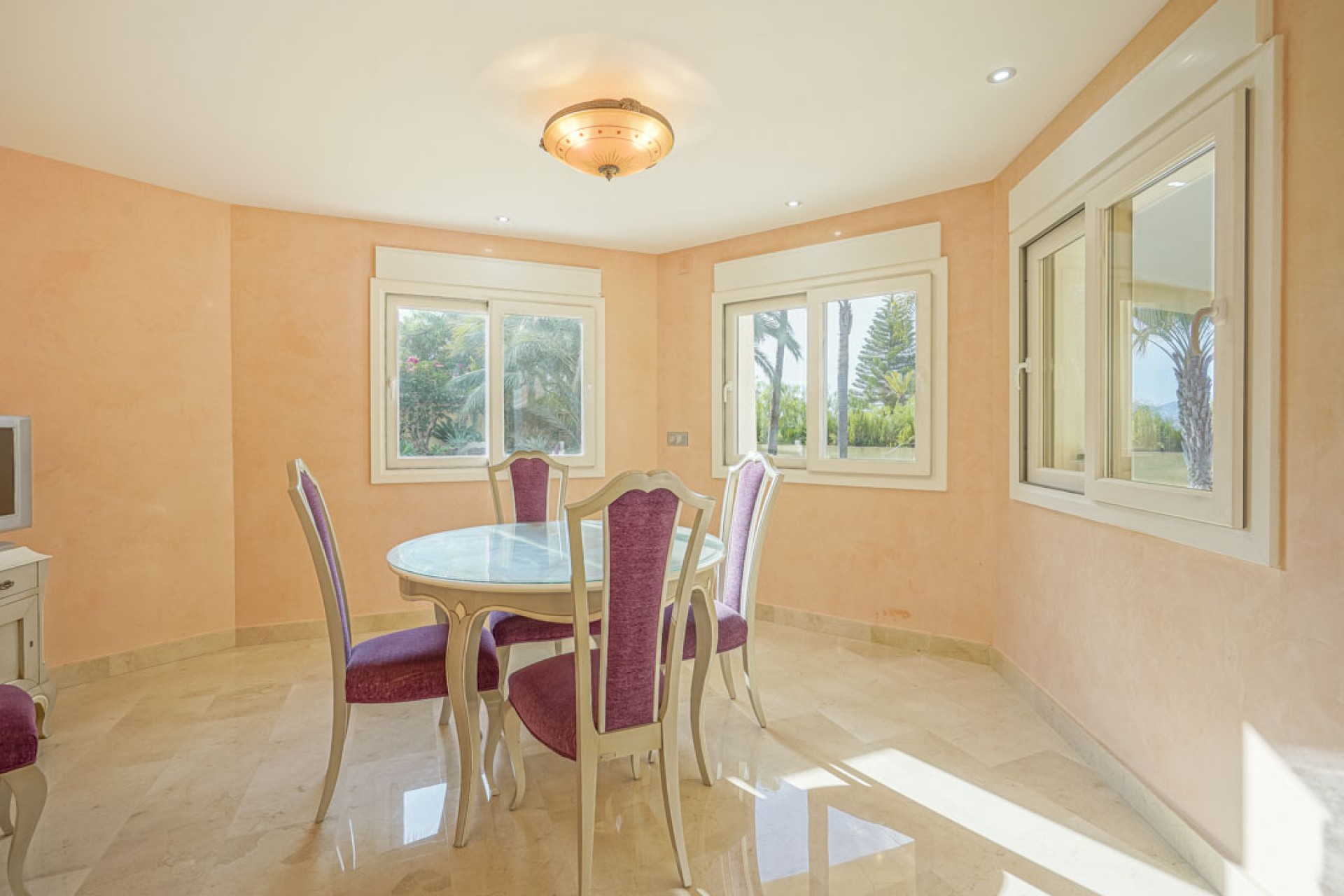 Zu verkaufen - Villa -
Benissa