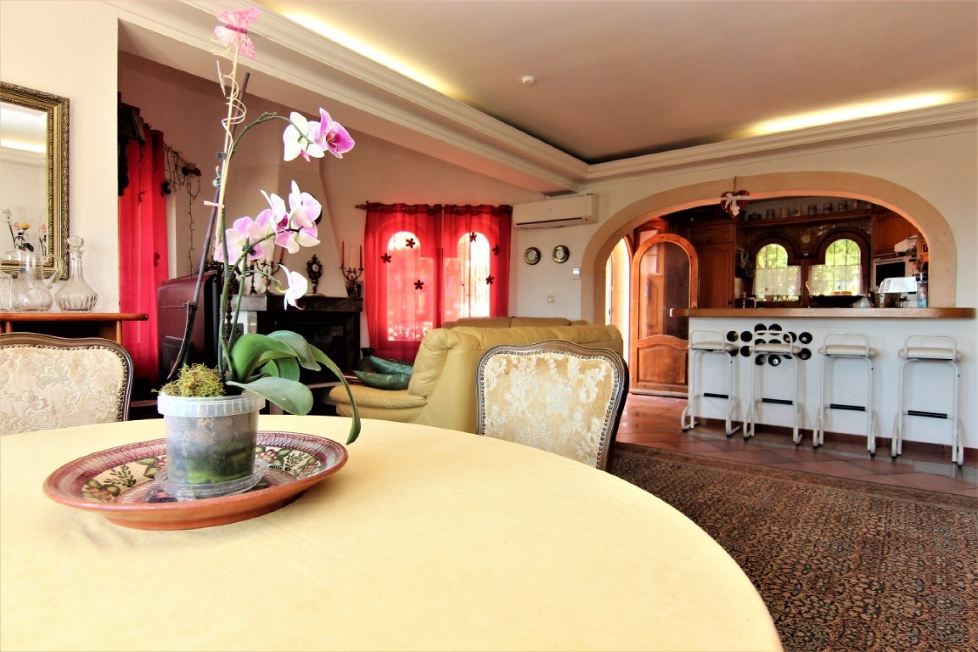 Zu verkaufen - Villa -
Benissa