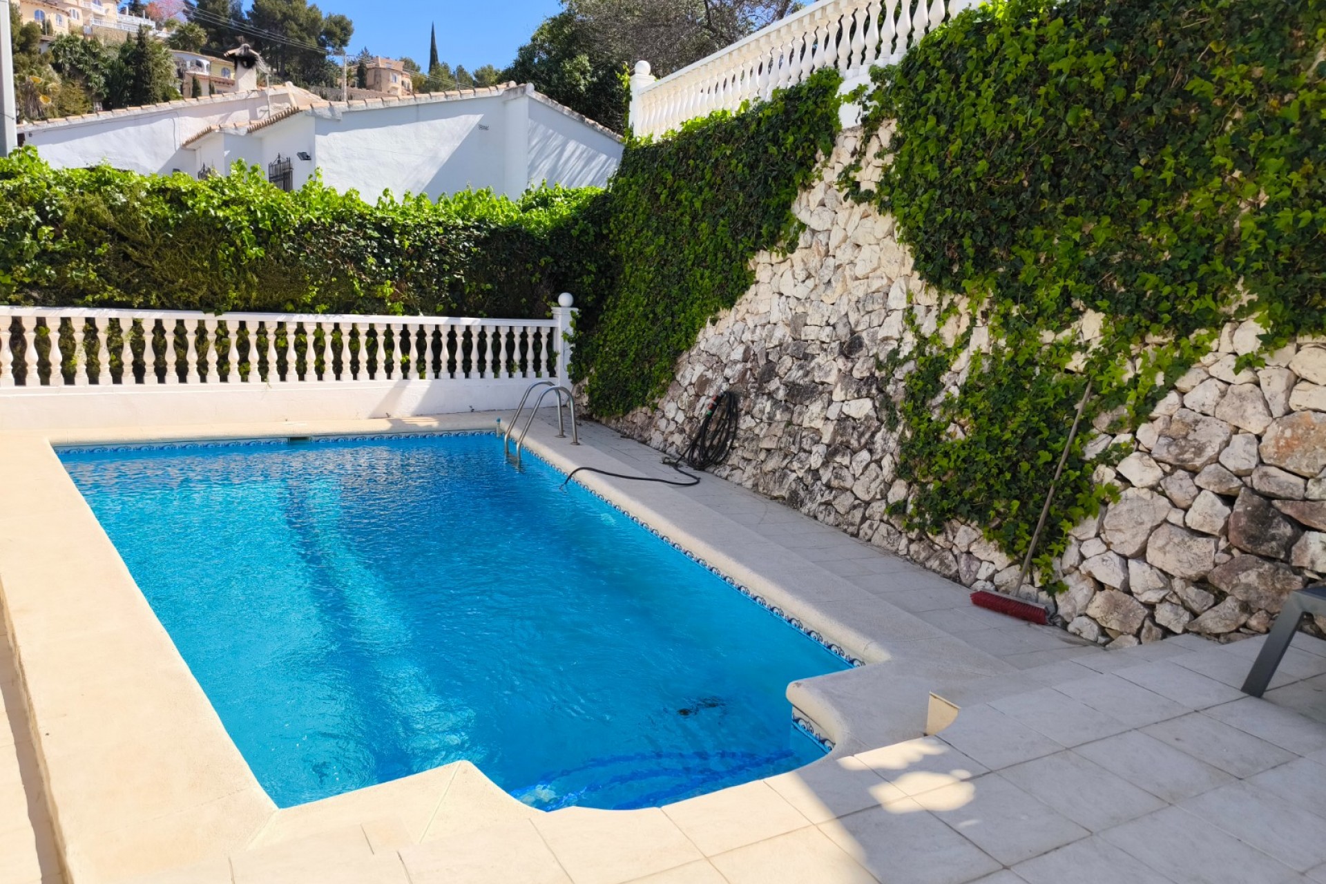 Zu verkaufen - Villa -
Benissa
