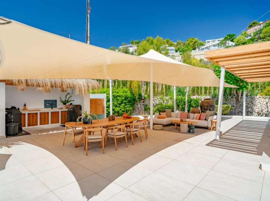 Zu verkaufen - Villa -
Benissa