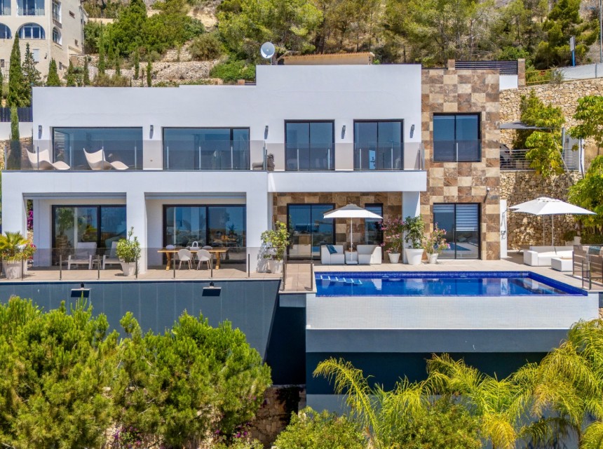 Zu verkaufen - Villa -
Benissa