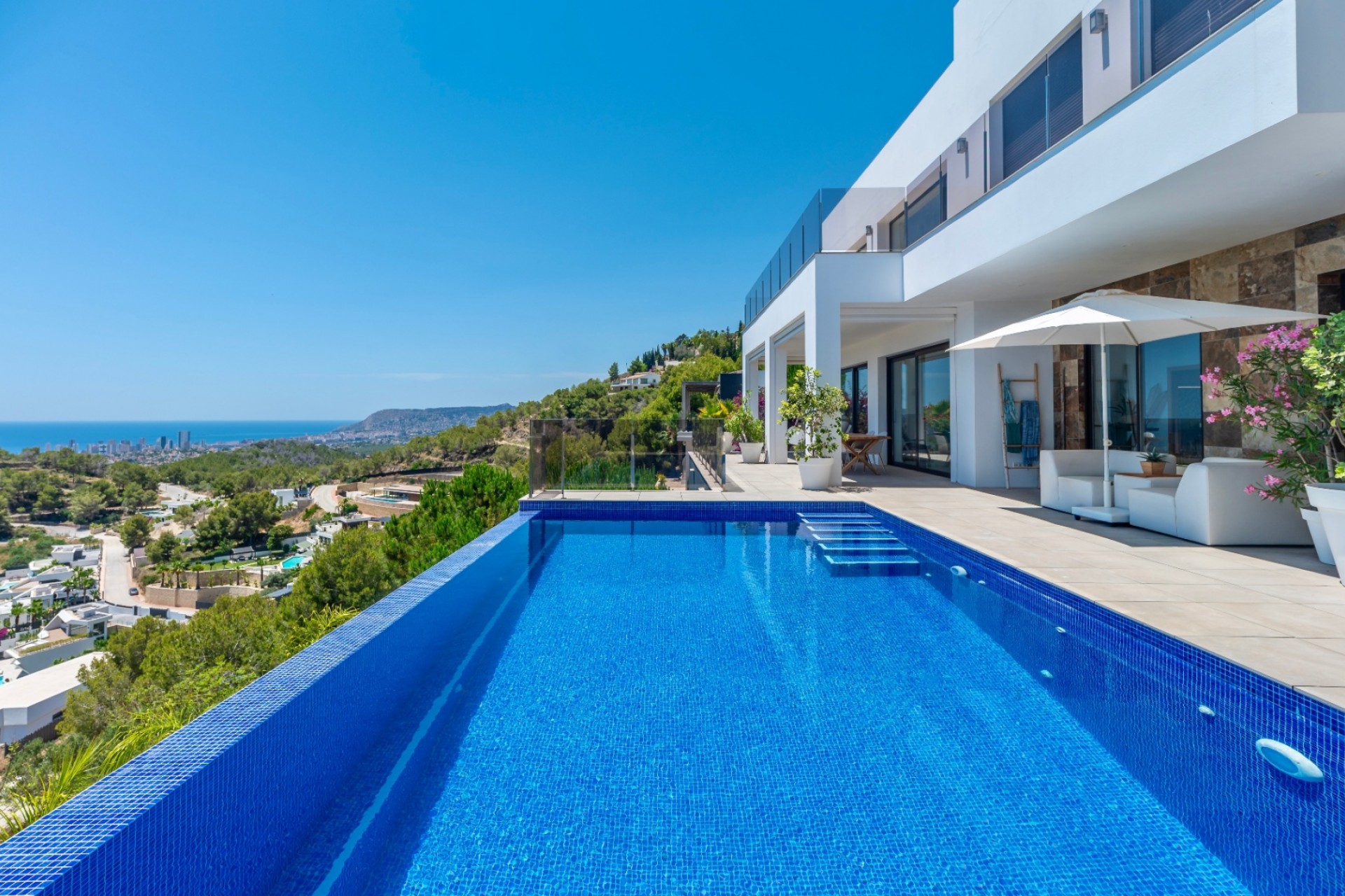 Zu verkaufen - Villa -
Benissa