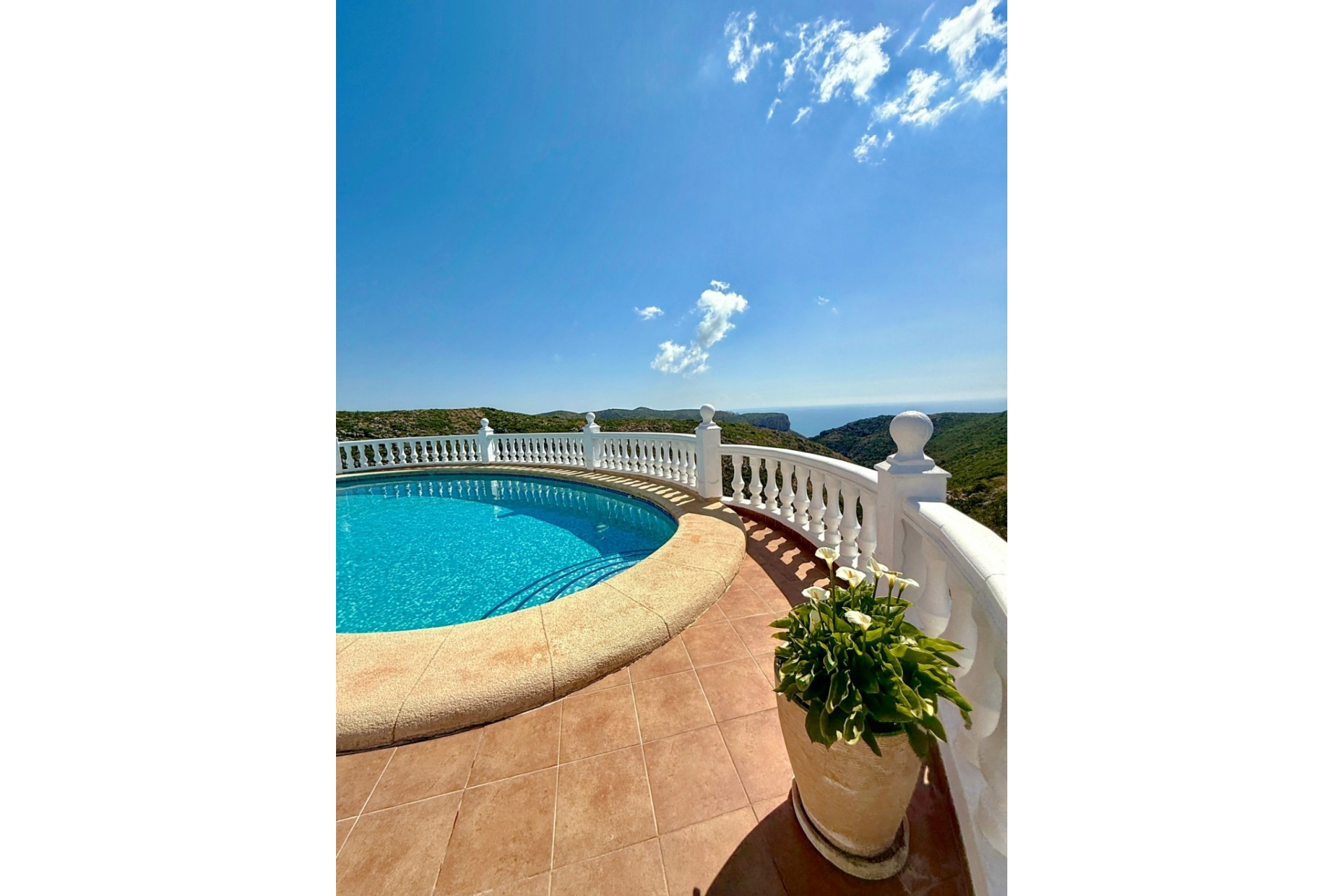 Zu verkaufen - Villa -
Benitachell - Cumbre del Sol