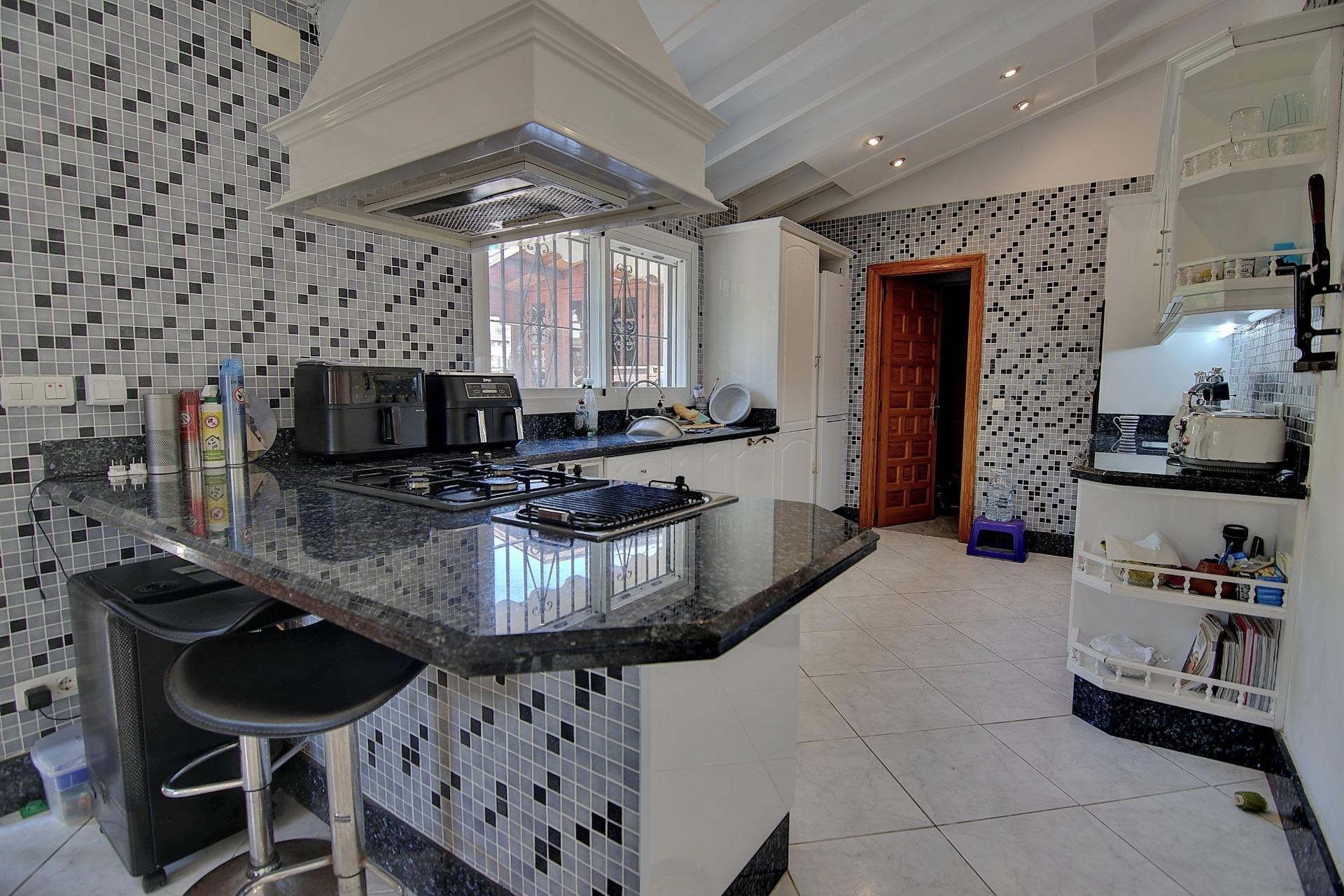 Zu verkaufen - Villa -
Calpe - Benicolada