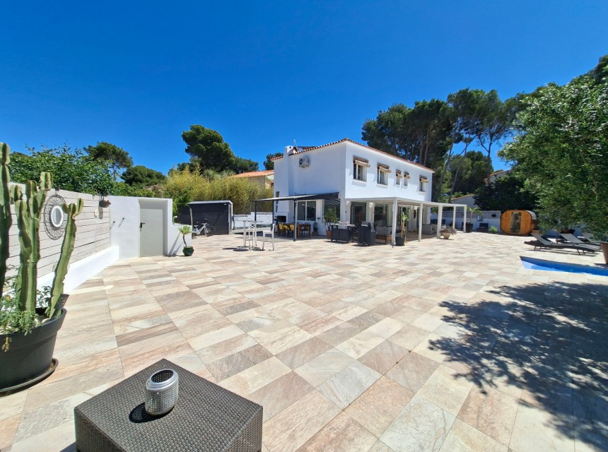 Zu verkaufen - Villa -
Calpe - Cometa