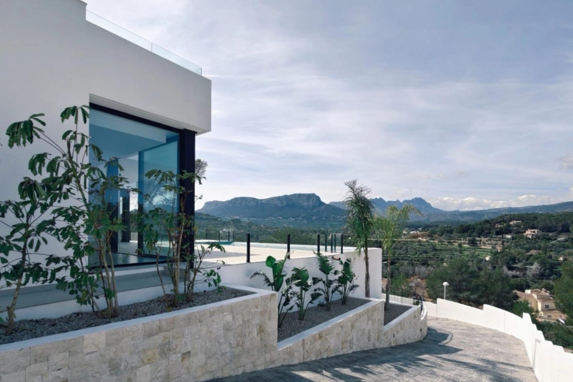 Zu verkaufen - Villa -
Calpe - Empedrola