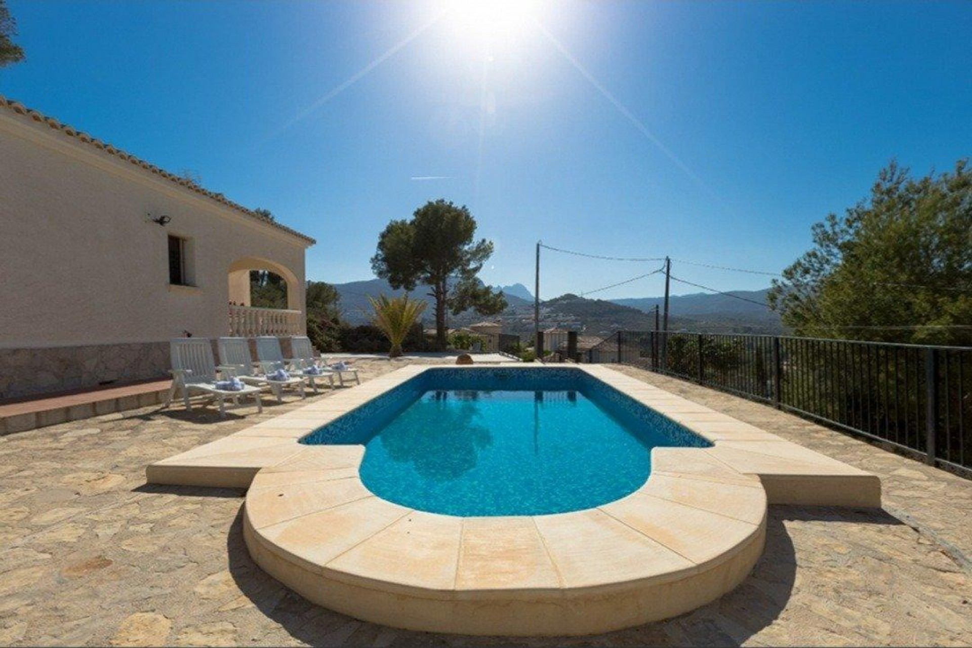 Zu verkaufen - Villa -
Calpe