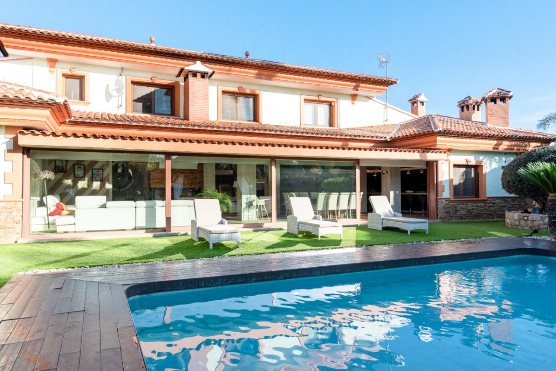 Zu verkaufen - Villa -
Calpe