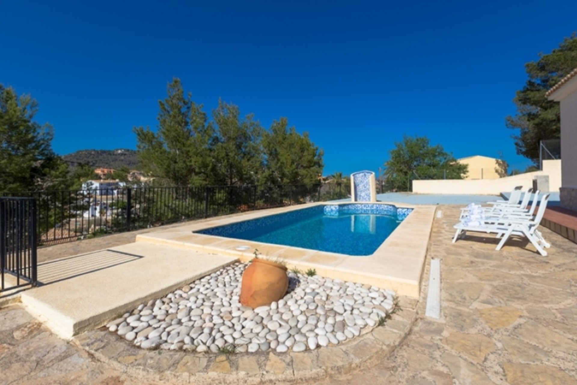 Zu verkaufen - Villa -
Calpe