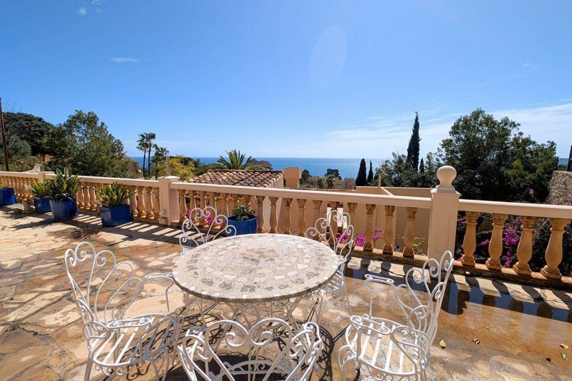 Zu verkaufen - Villa -
Calpe