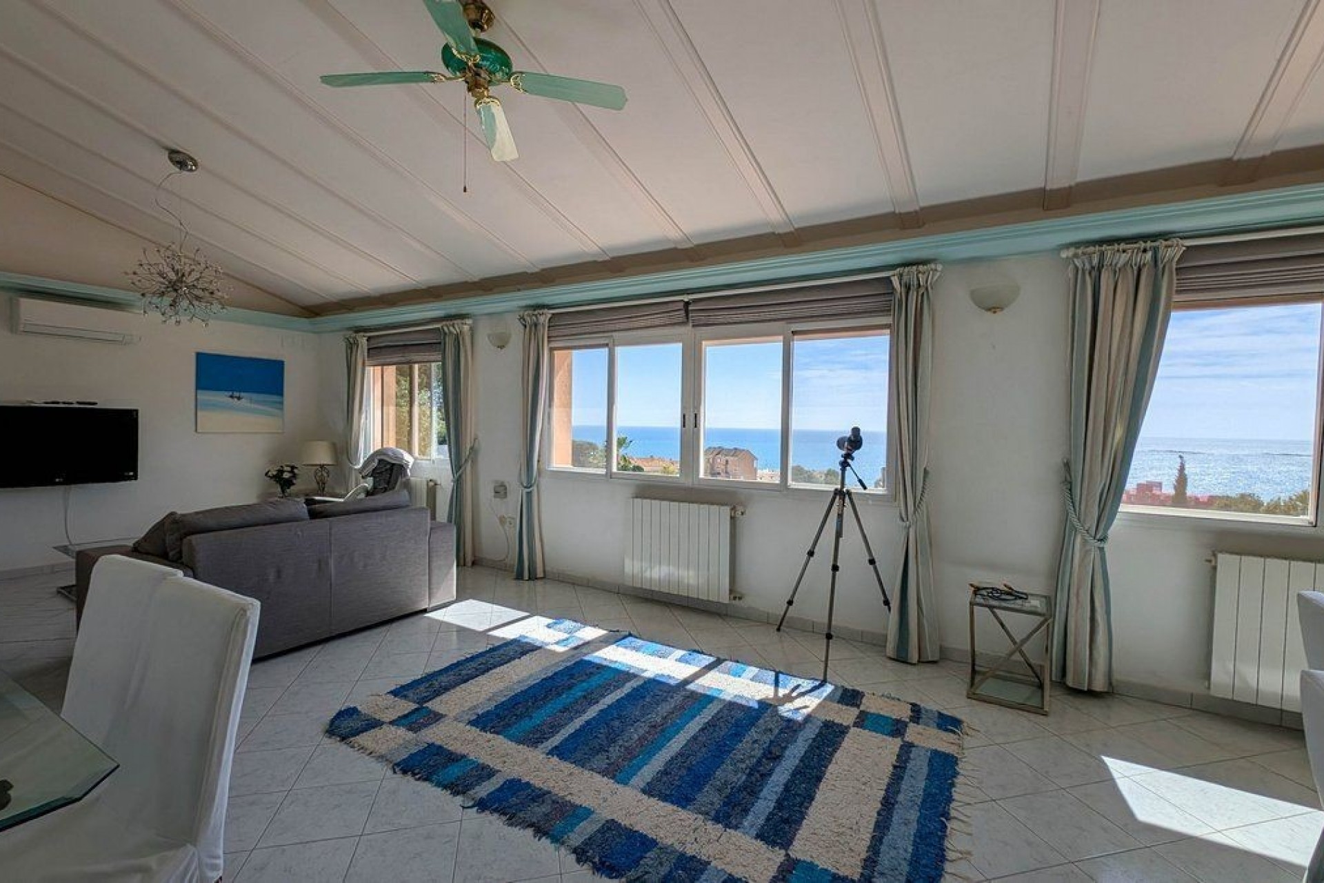 Zu verkaufen - Villa -
Calpe