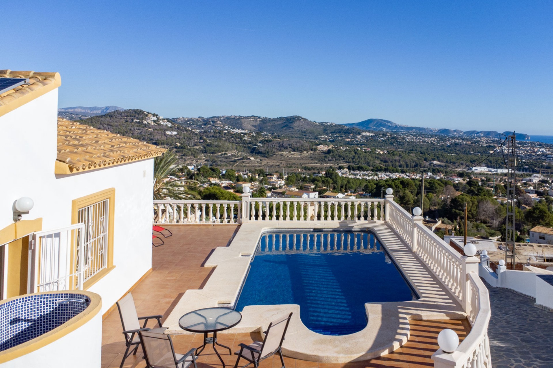Zu verkaufen - Villa -
Calpe