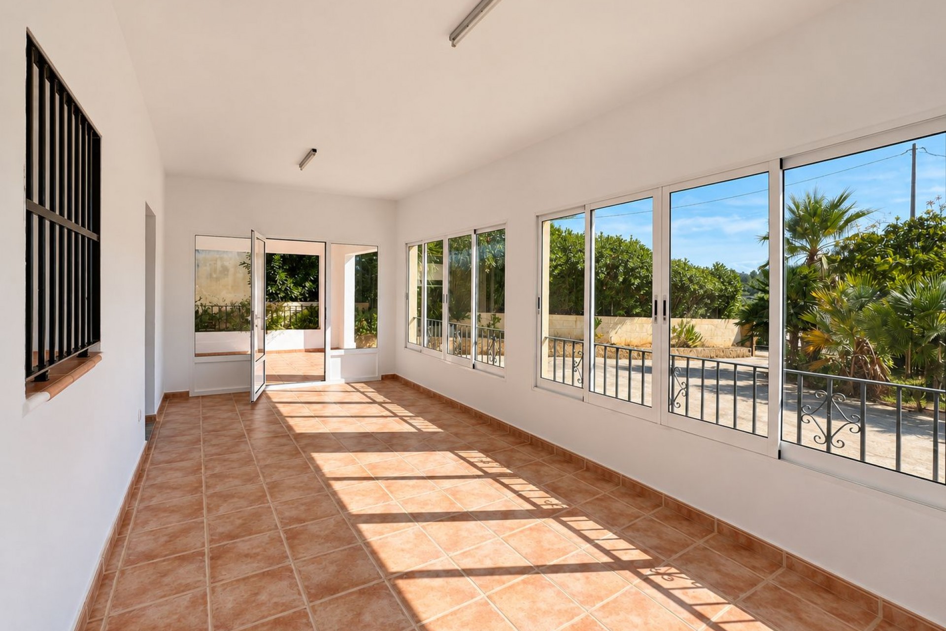 Zu verkaufen - Villa -
Cuatretonda