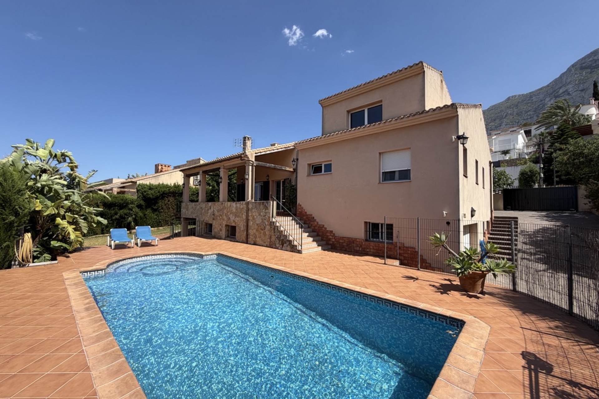 Zu verkaufen - Villa -
Denia - Santa Lucia