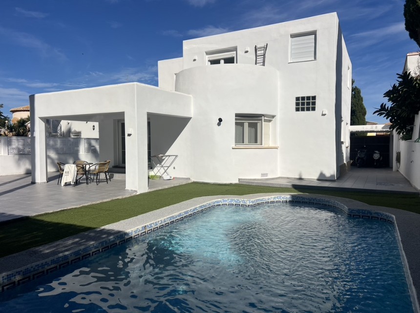 Zu verkaufen - Villa -
Denia - Tossal Gross
