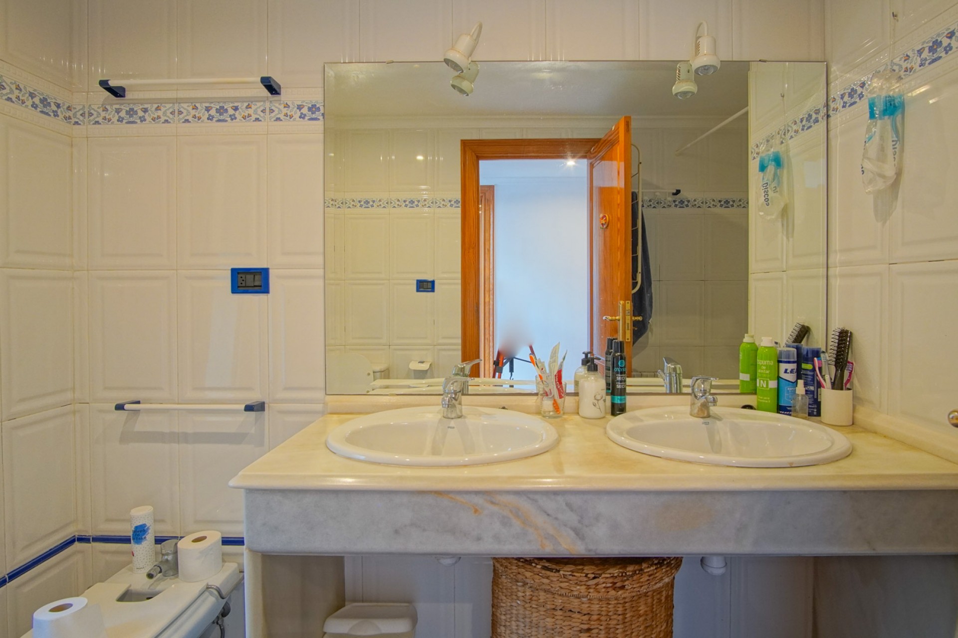 Zu verkaufen - Villa -
Denia