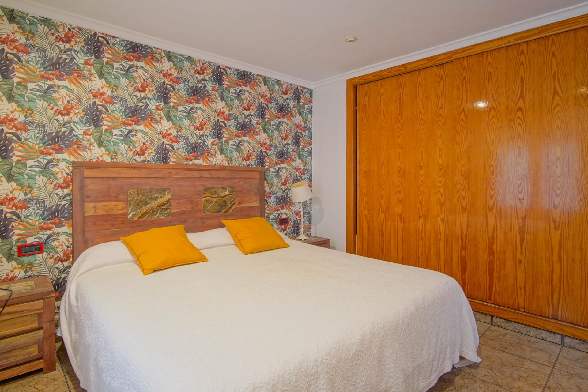 Zu verkaufen - Villa -
Denia