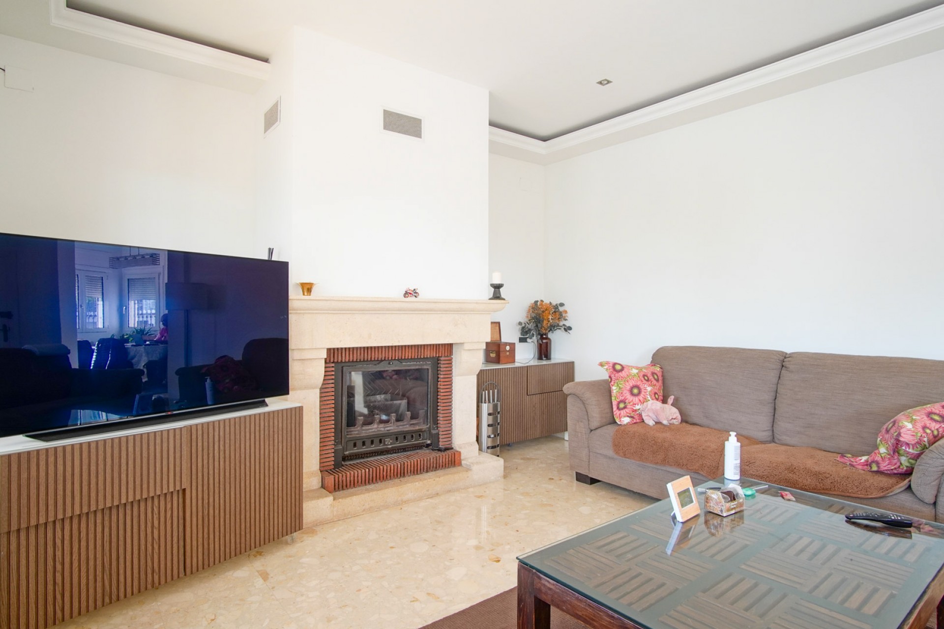 Zu verkaufen - Villa -
Denia