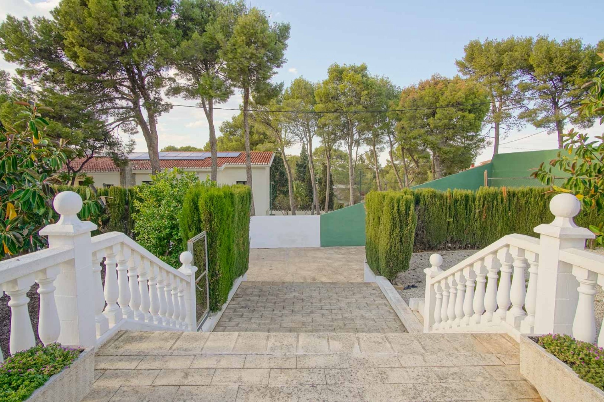 Zu verkaufen - Villa -
Denia