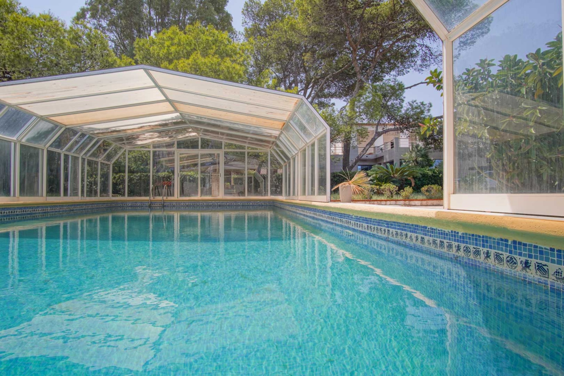 Zu verkaufen - Villa -
Denia