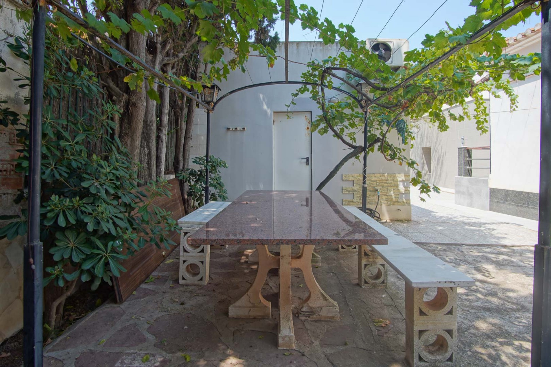 Zu verkaufen - Villa -
Denia