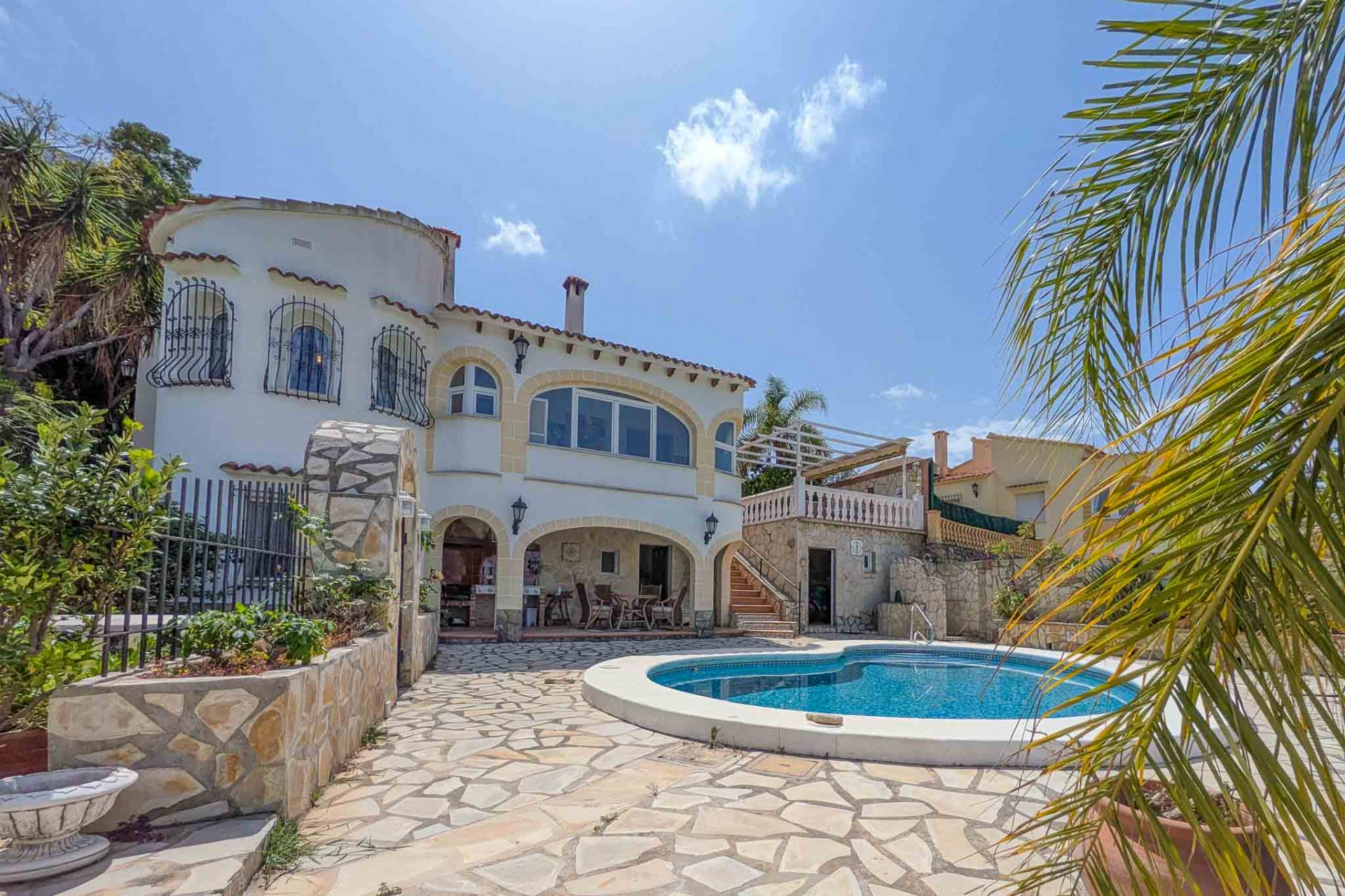 Zu verkaufen - Villa -
Denia