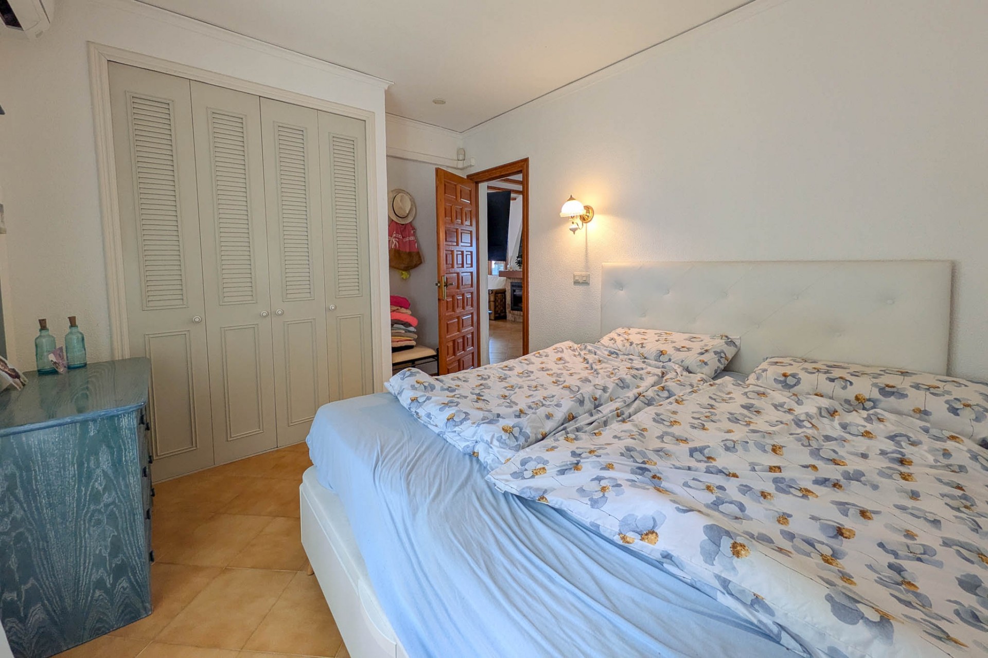 Zu verkaufen - Villa -
Denia