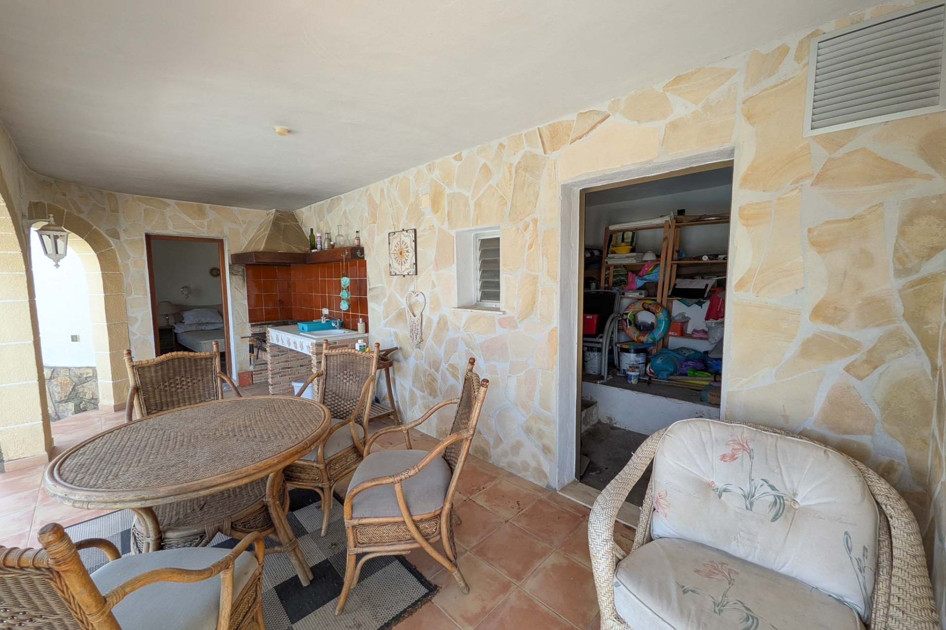 Zu verkaufen - Villa -
Denia