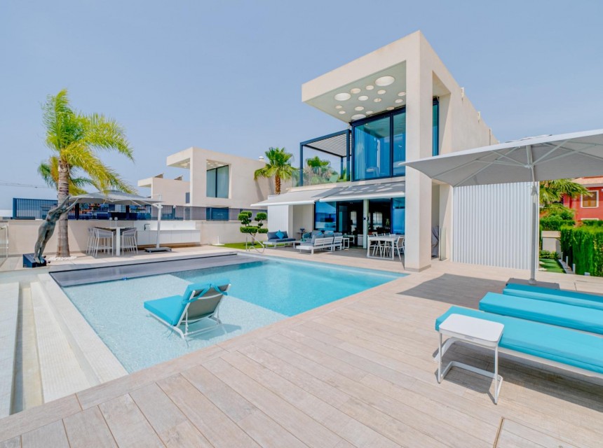 Zu verkaufen - Villa -
Finestrat - Balcón de finestrat