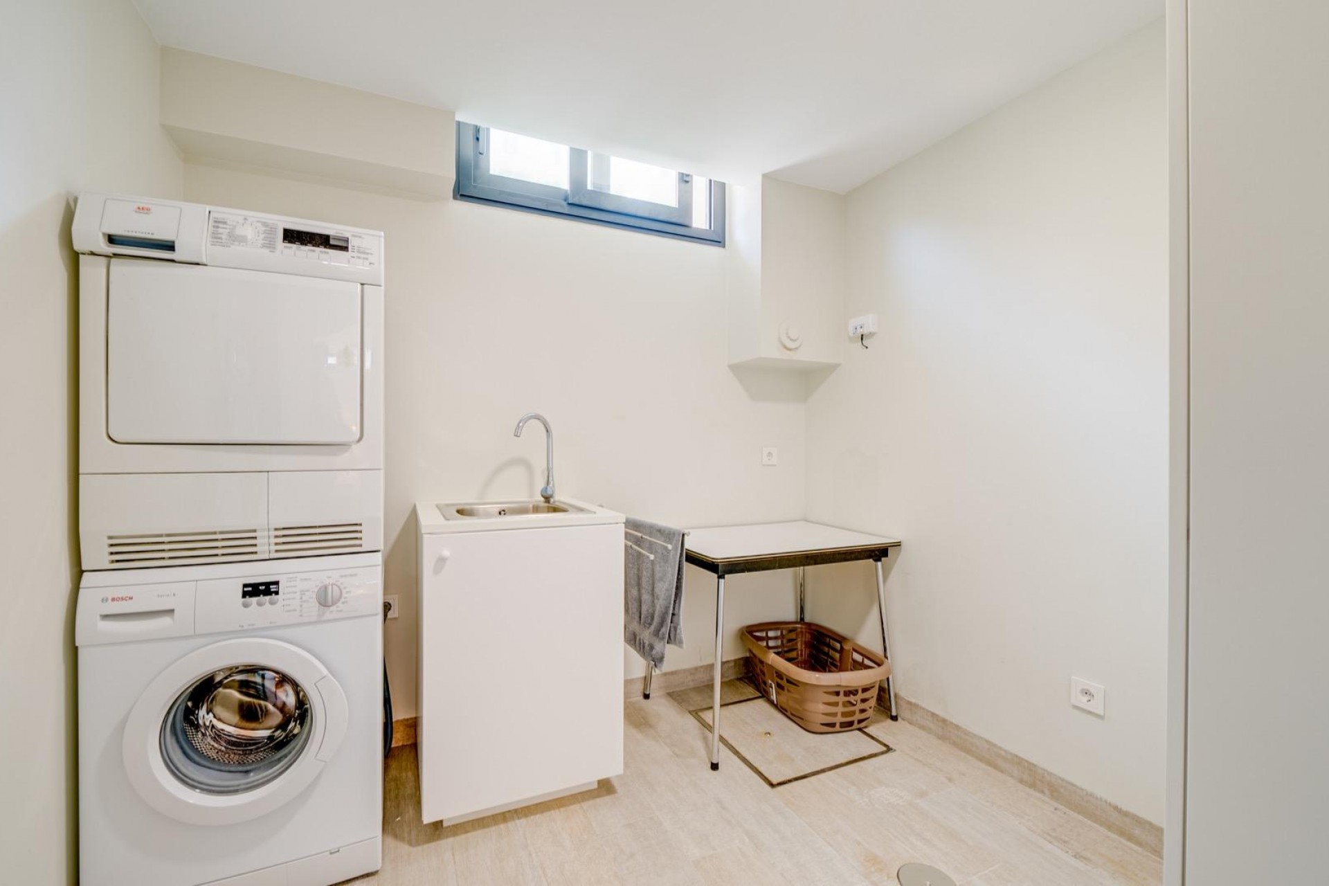 Zu verkaufen - Villa -
Finestrat - Balcón de finestrat