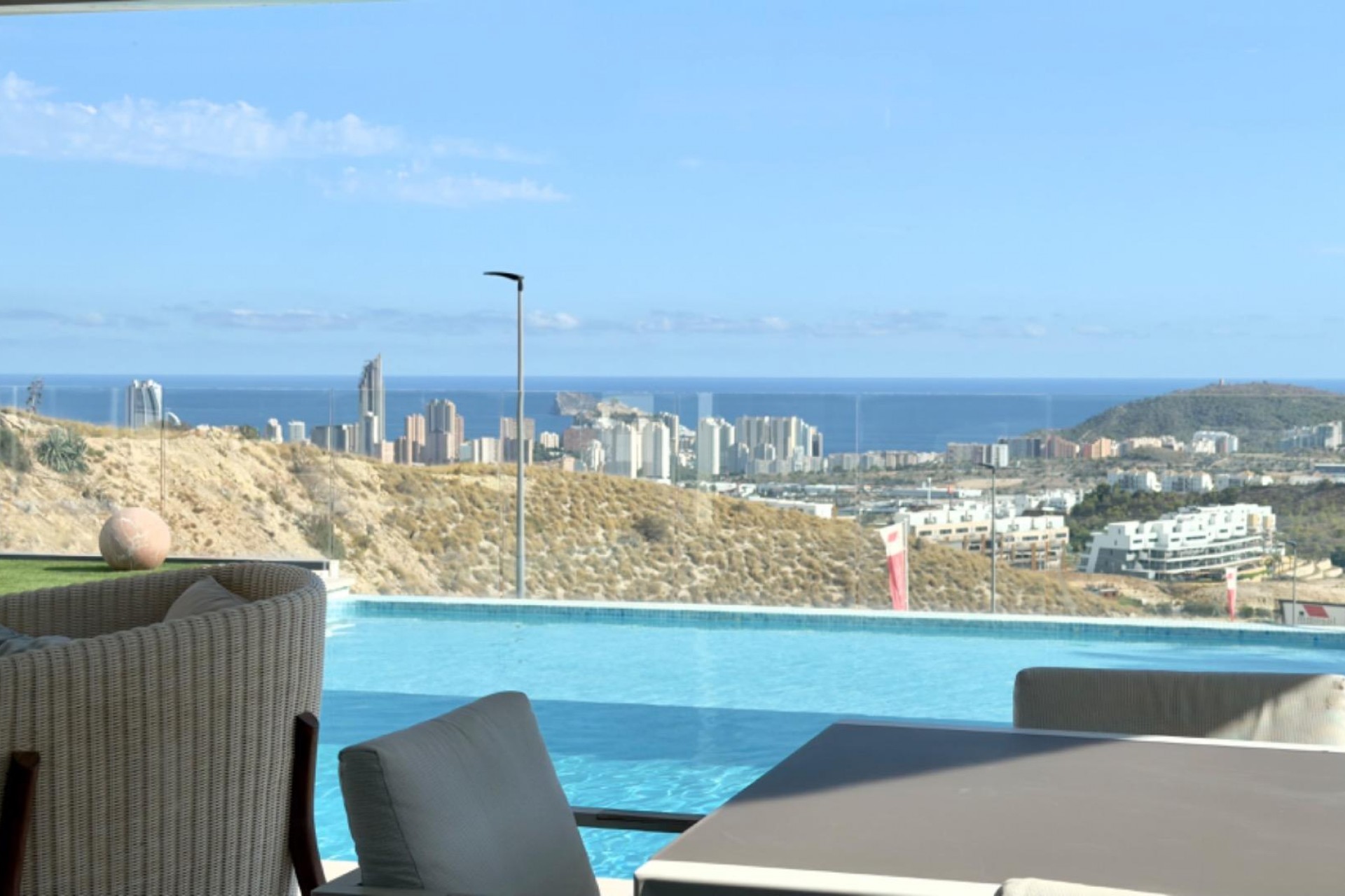 Zu verkaufen - Villa -
Finestrat - Balcón de finestrat