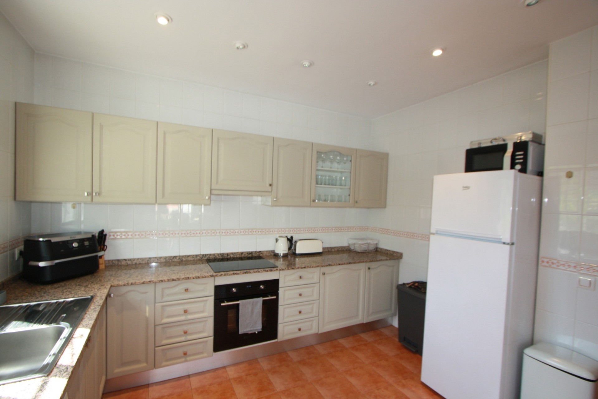 Zu verkaufen - Villa -
Jalon