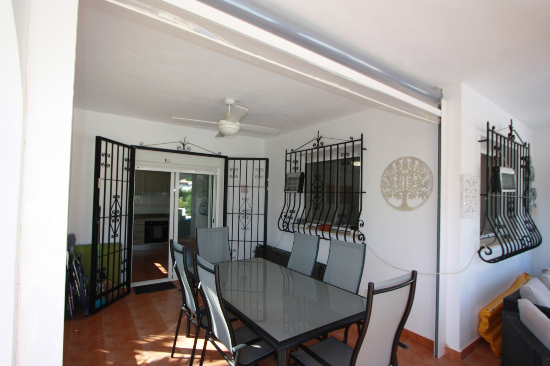 Zu verkaufen - Villa -
Jalon