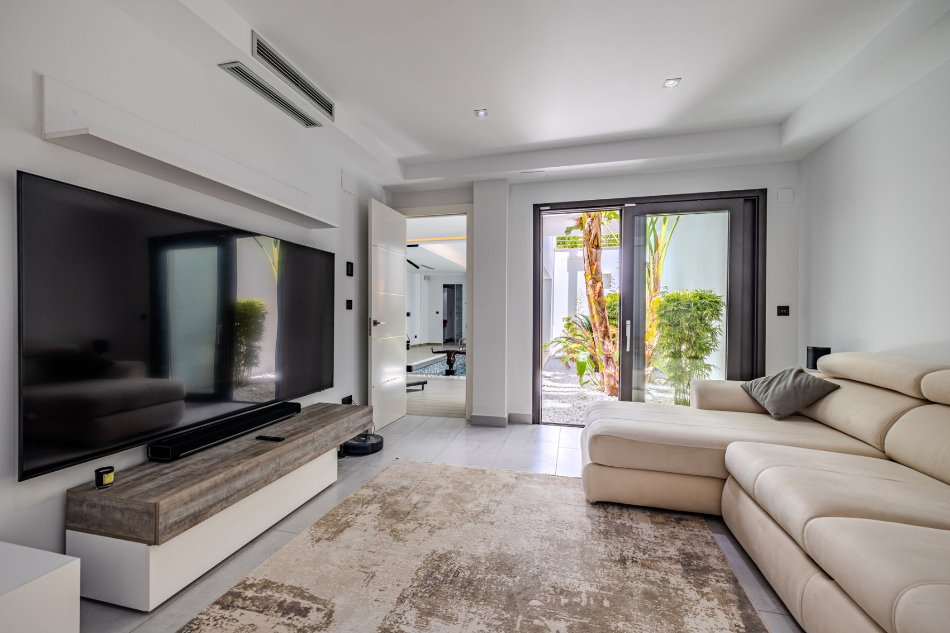 Zu verkaufen - Villa -
Javea - Cansalades