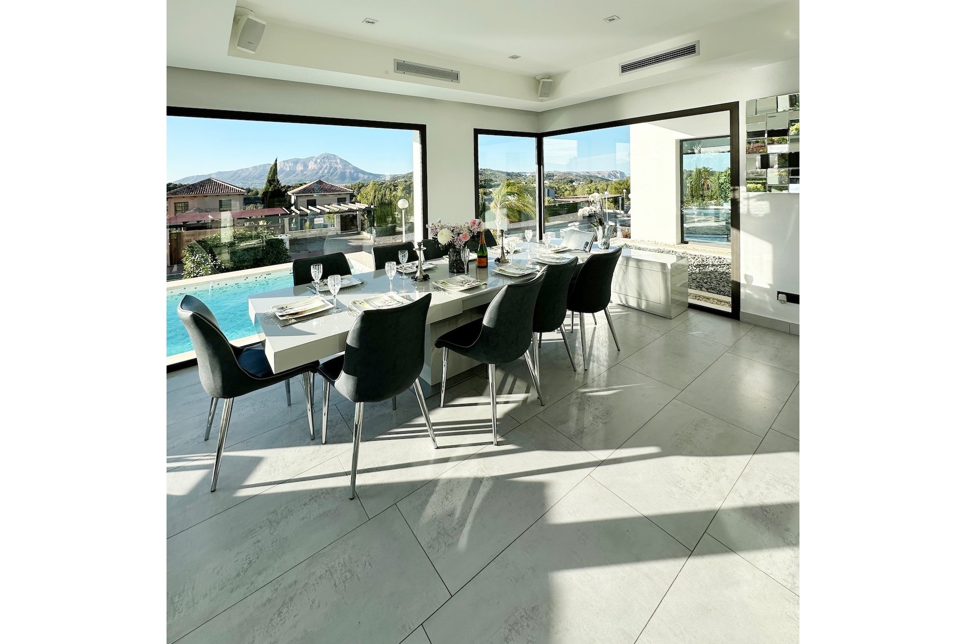 Zu verkaufen - Villa -
Javea - Cap Marti