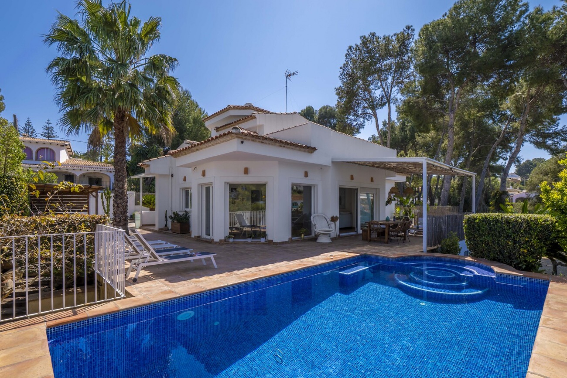 Zu verkaufen - Villa -
Javea - Costa Blanca