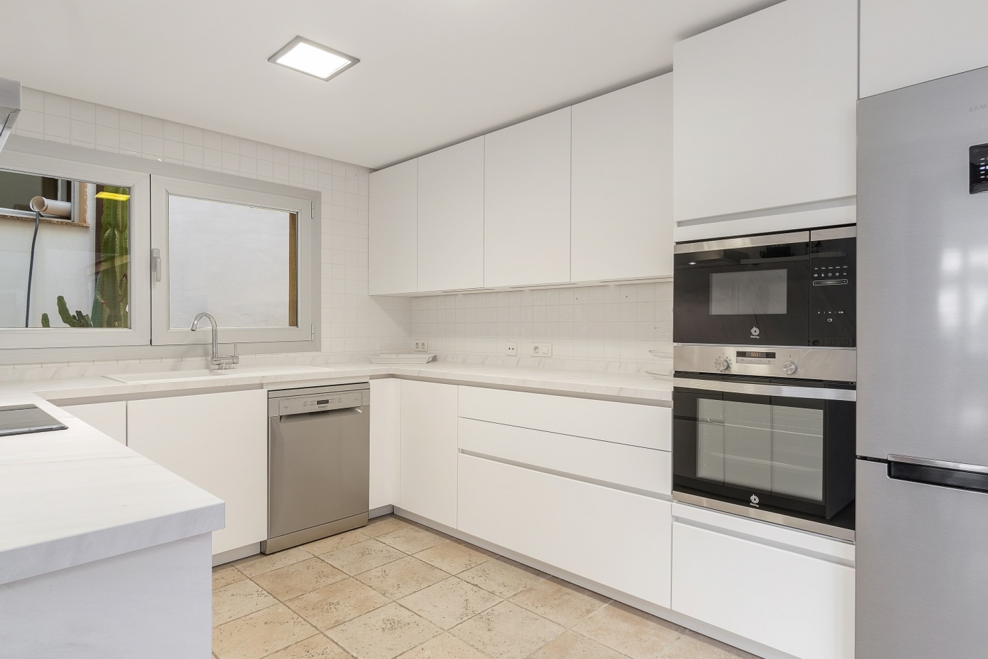 Zu verkaufen - Villa -
Javea - La Corona