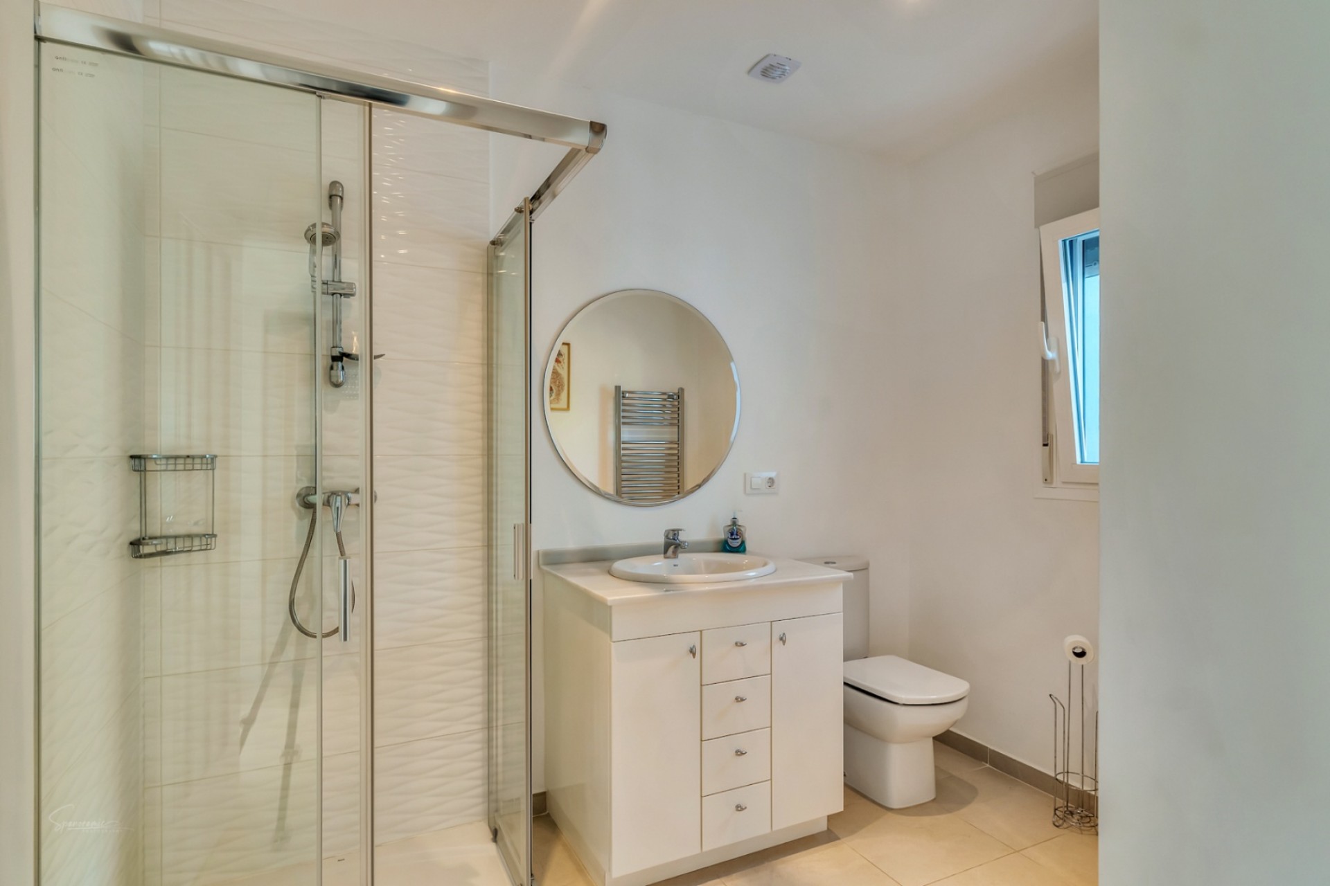 Zu verkaufen - Villa -
Javea - Montgo