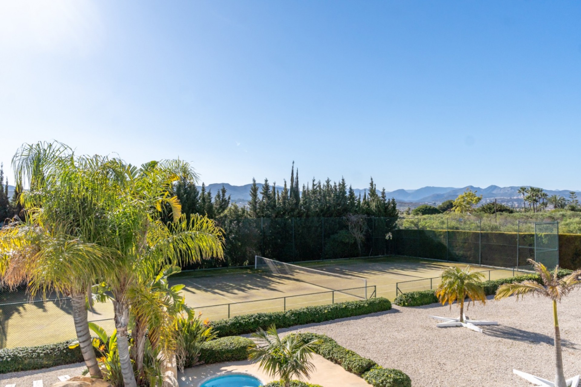 Zu verkaufen - Villa -
Javea - Montgo