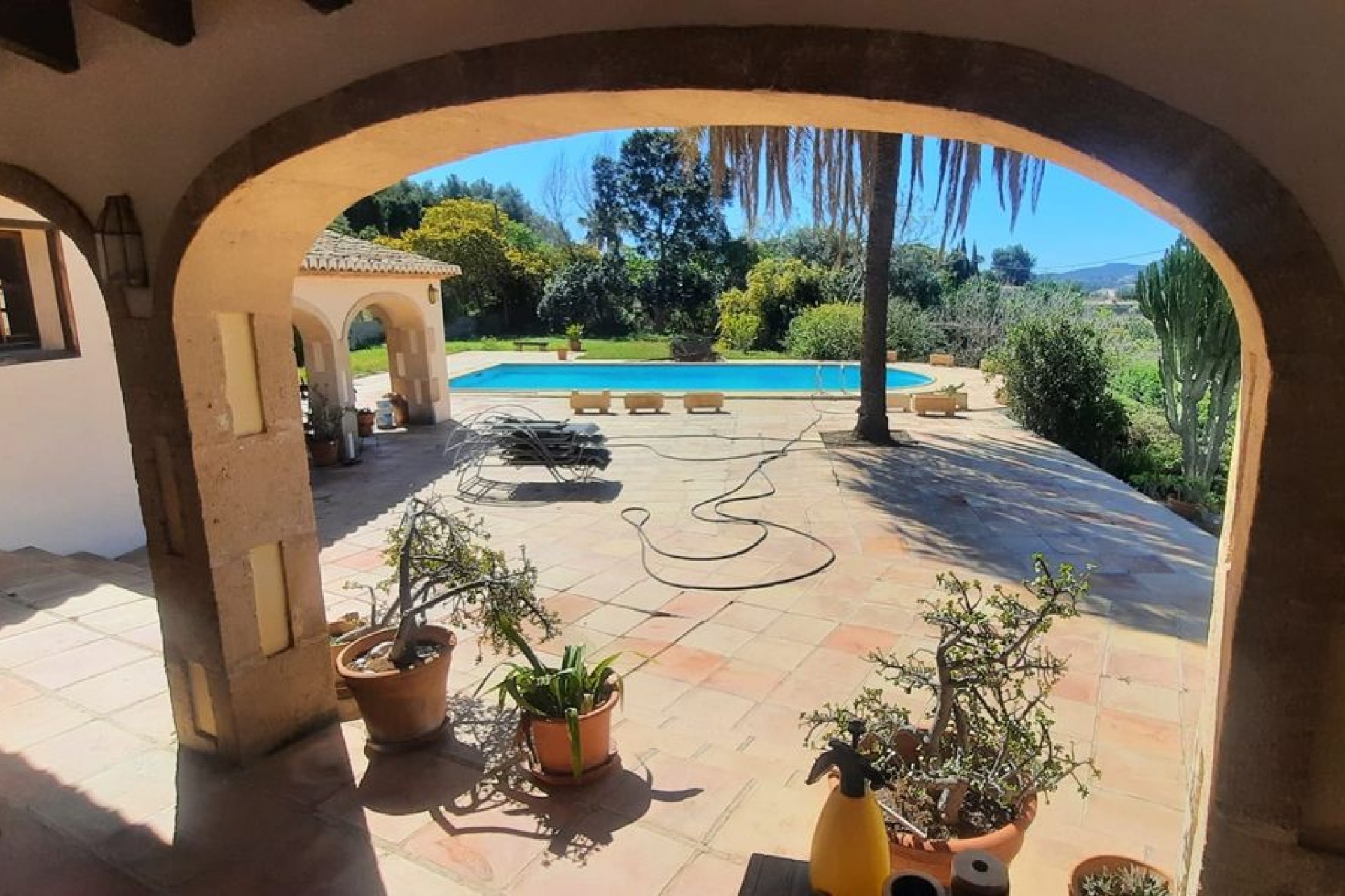Zu verkaufen - Villa -
Javea - Montgo