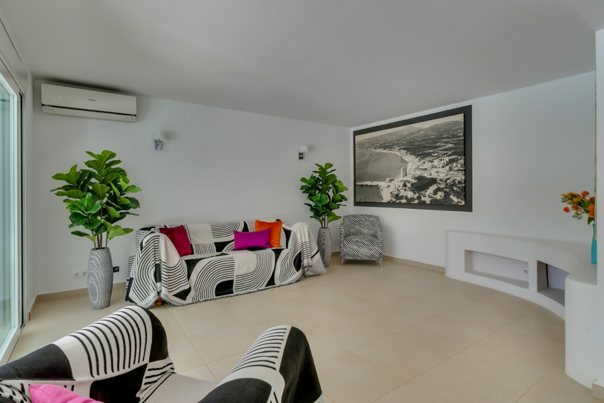 Zu verkaufen - Villa -
Javea - Montgo