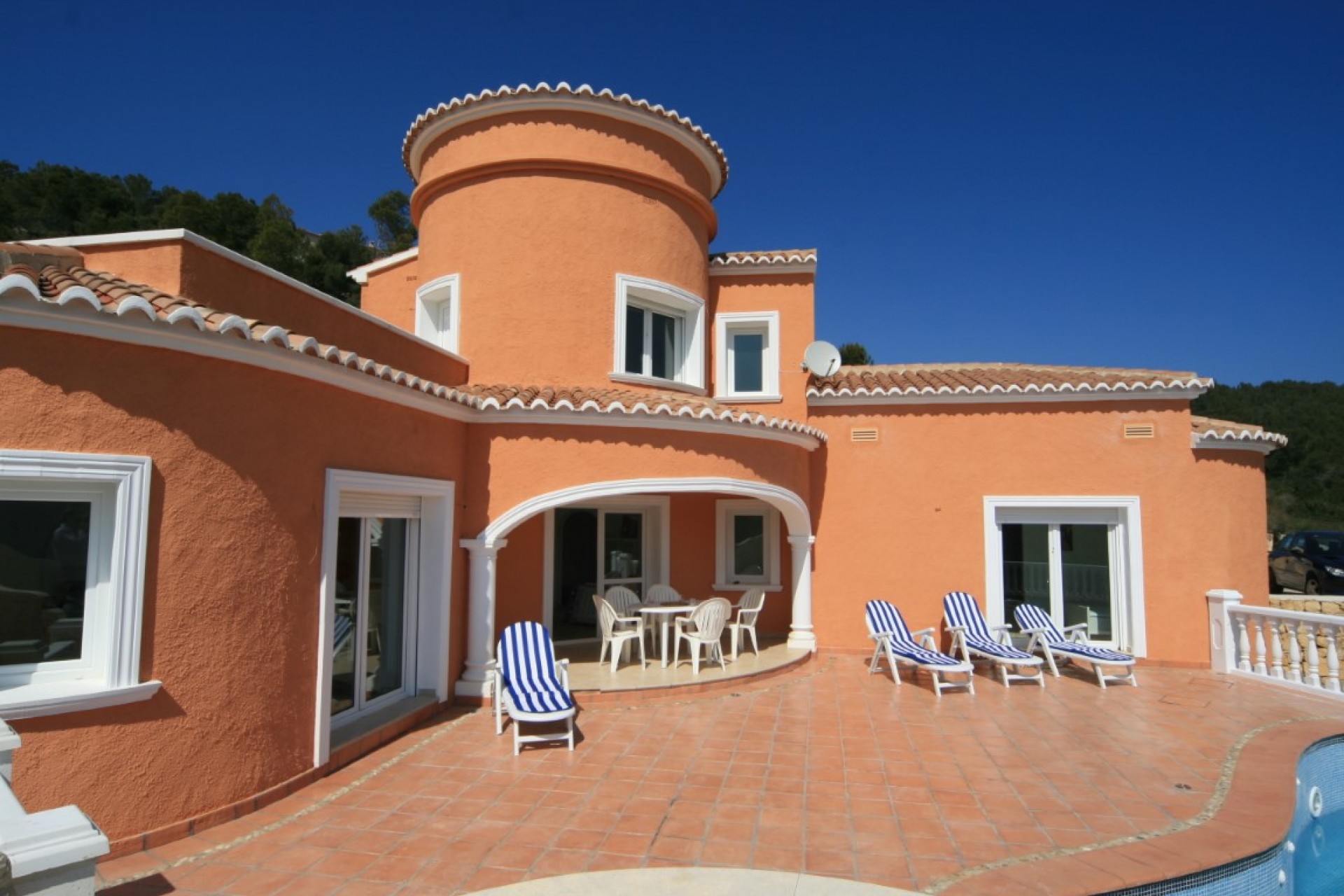 Zu verkaufen - Villa -
Javea - Tosalet