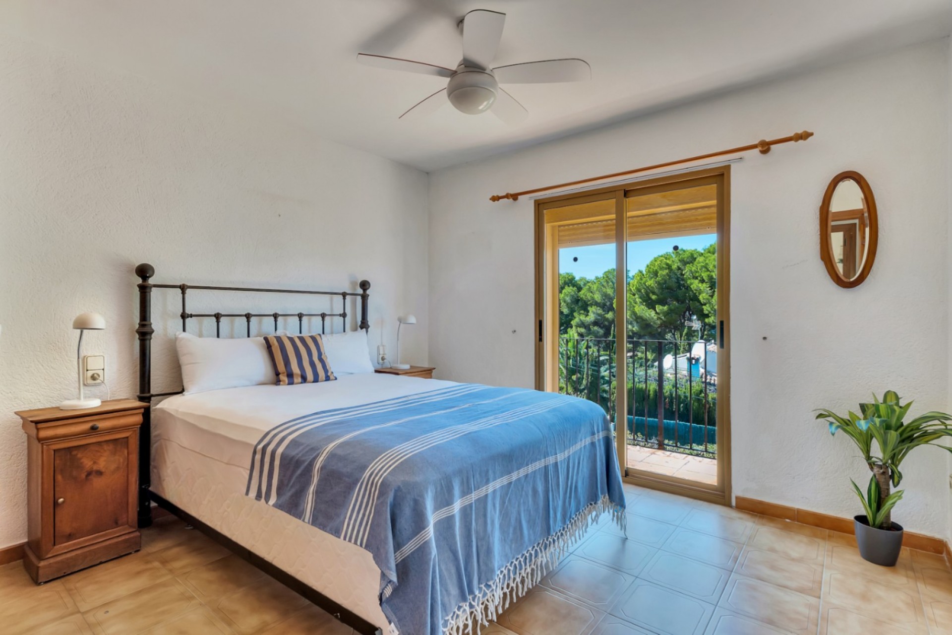 Zu verkaufen - Villa -
Javea - Tosalet