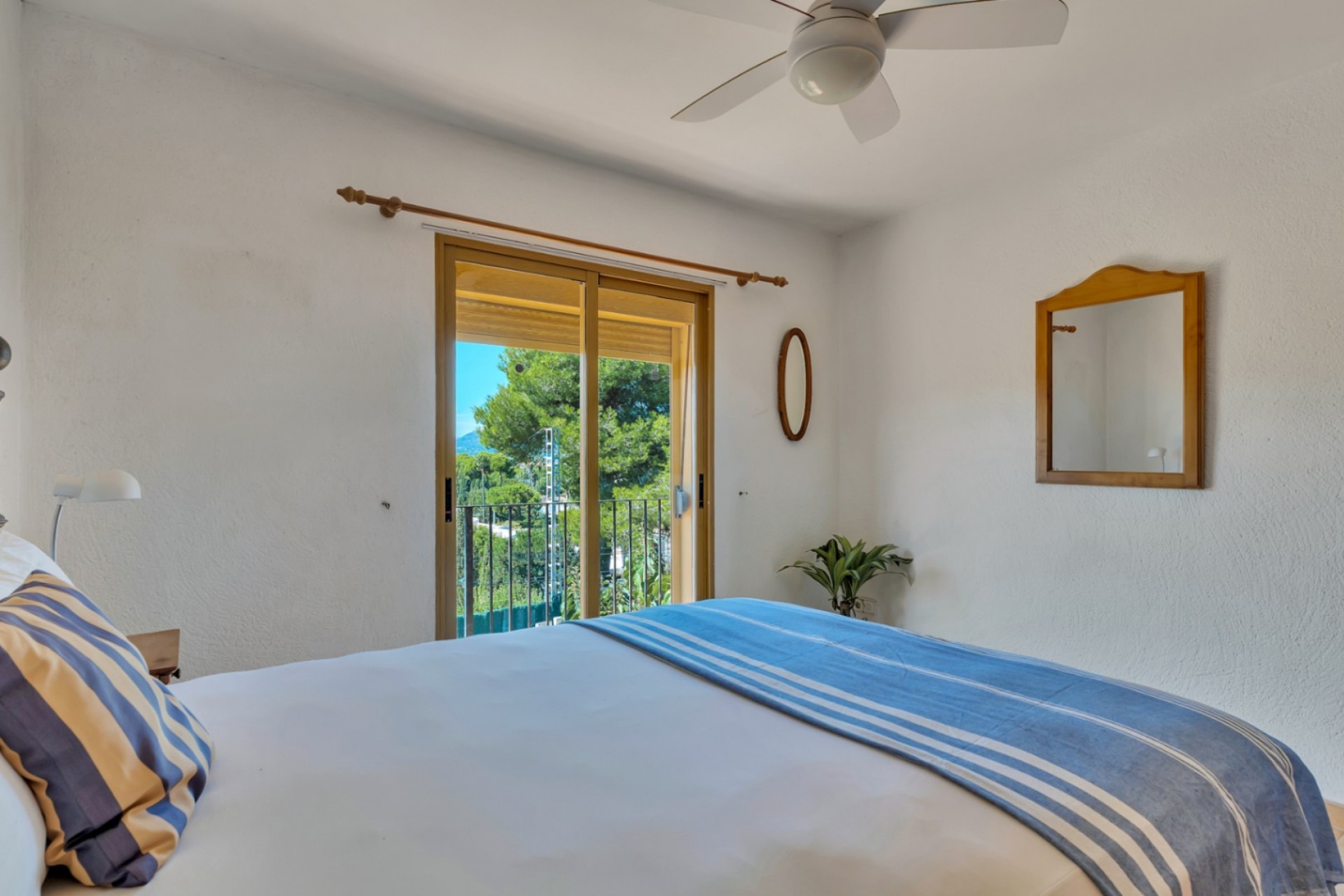 Zu verkaufen - Villa -
Javea - Tosalet